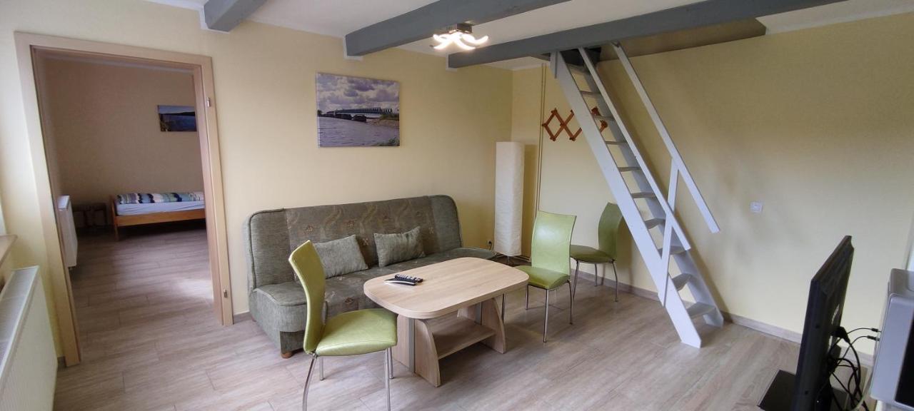 Pension Lindenhof Kachlin Bagian luar foto